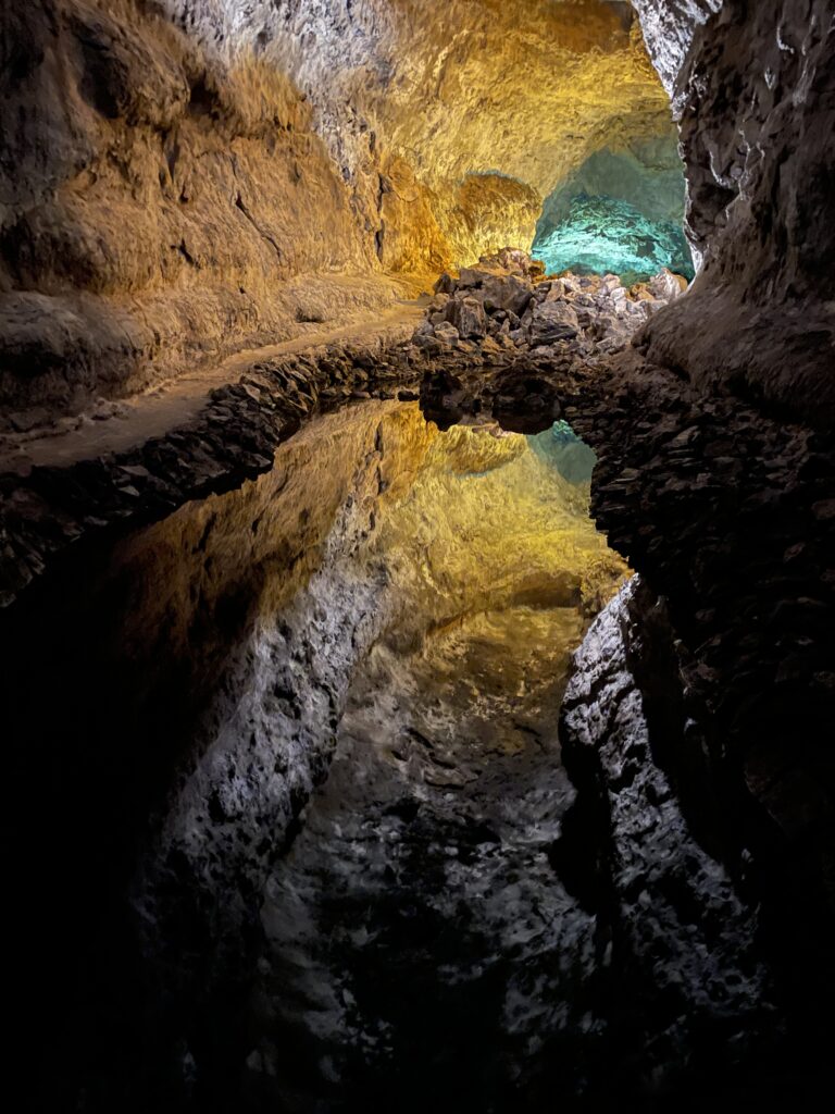 cueva de los verdes, lanzarote visit with kids, inside the cave