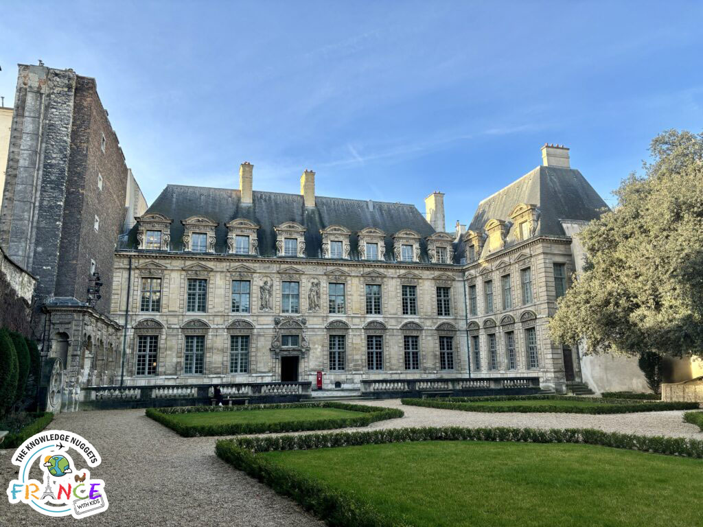 Hôtel de Sully Garden Paris Itinerary Kids - The Knowledge Nuggets