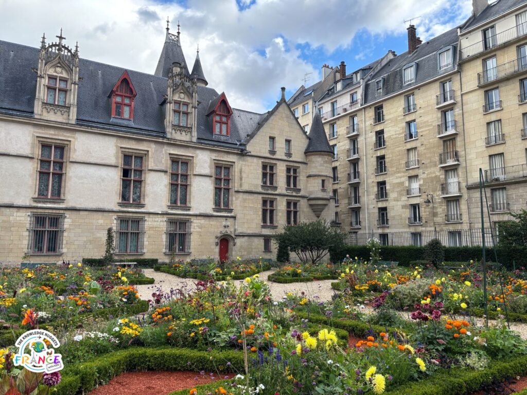 hotel sens marais paris itinerary