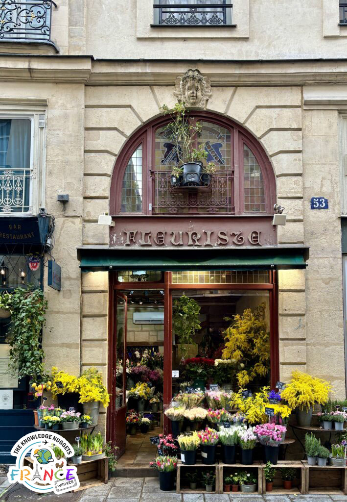 Ile Saint-Louis 2 Paris Itinerary Kids - The Knowledge Nuggets