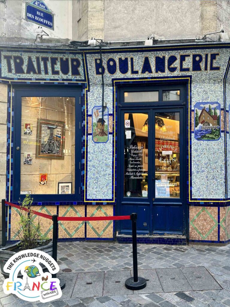 Rue des Rosiers 1 Paris Itinerary Kids - The Knowledge Nuggets