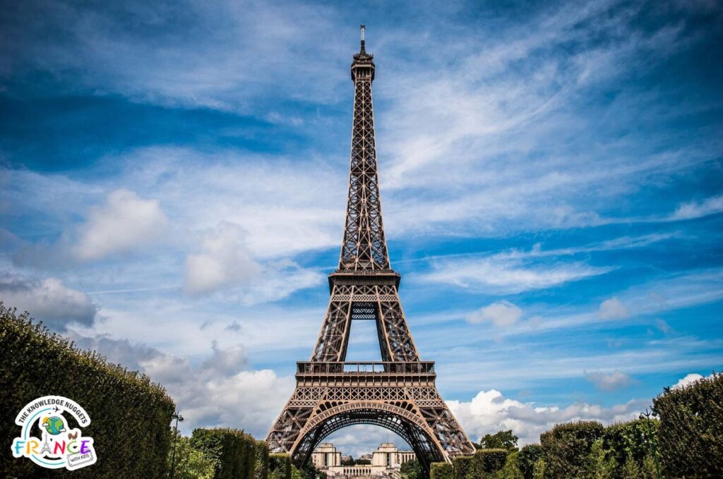 paris itinerary with kids_eiffel tower_the knowledge nuggets