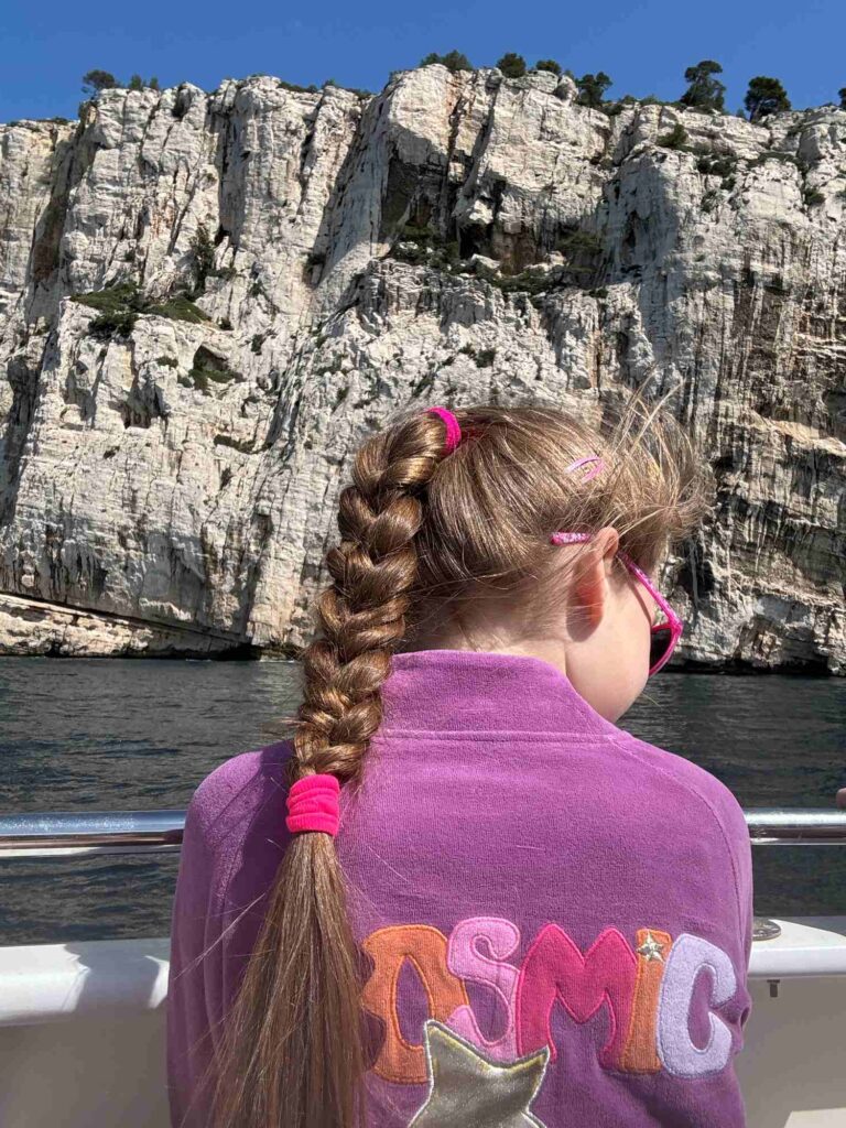 Calanques-boat-tours-Cassis-with-kids-the-Knowledge-Nuggets