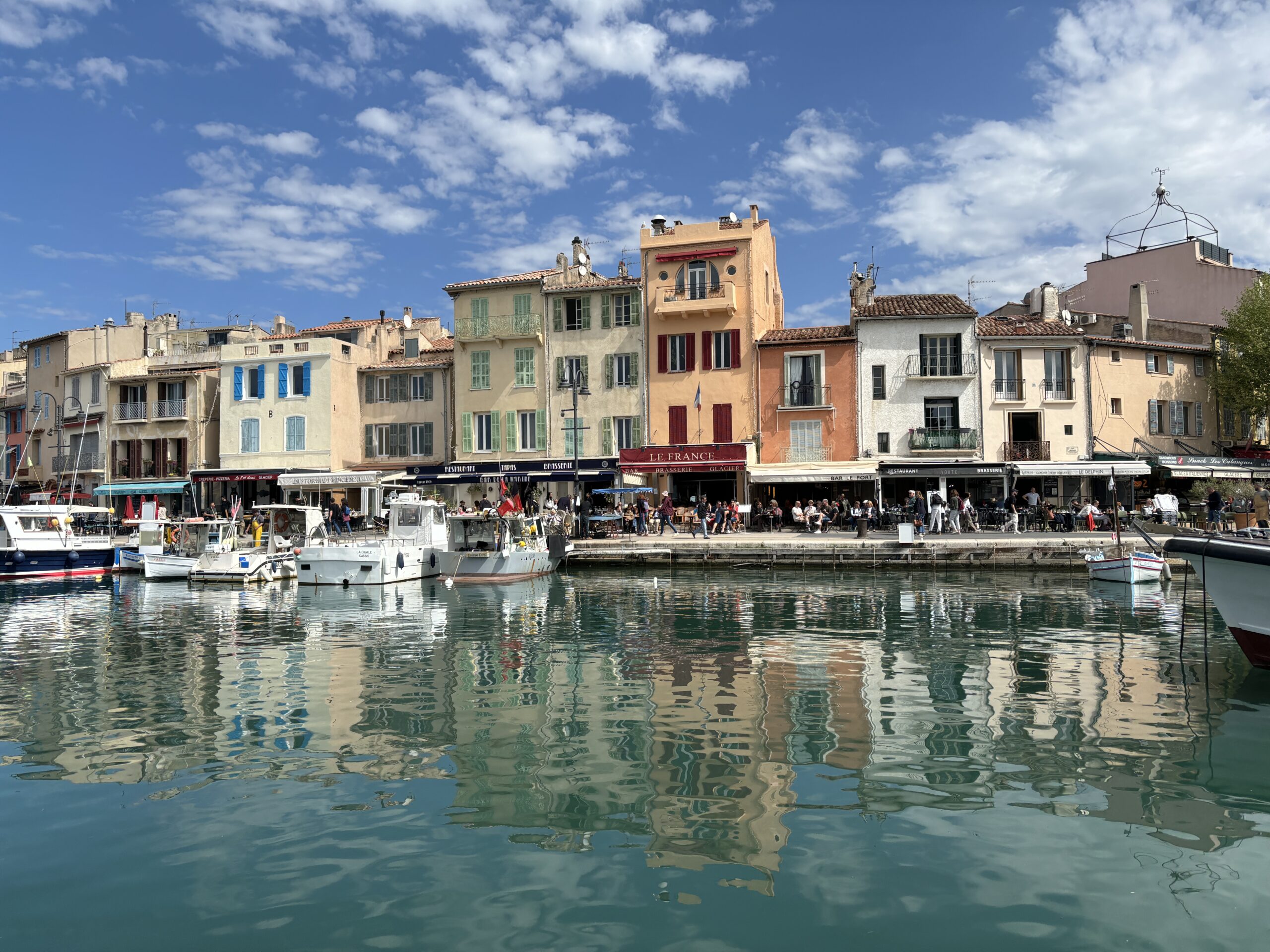 Old Port-Cassis with kids-the Knowledge Nuggets