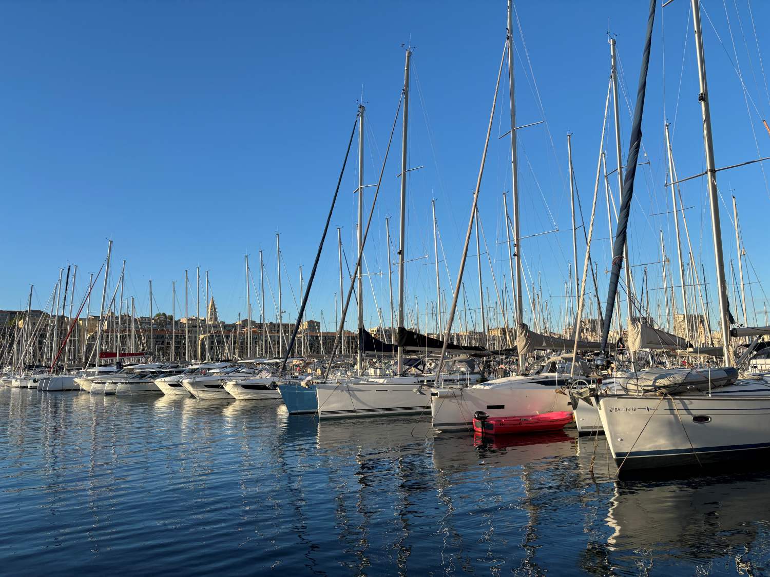 boats-marseille with kids-the knowledge nuggets