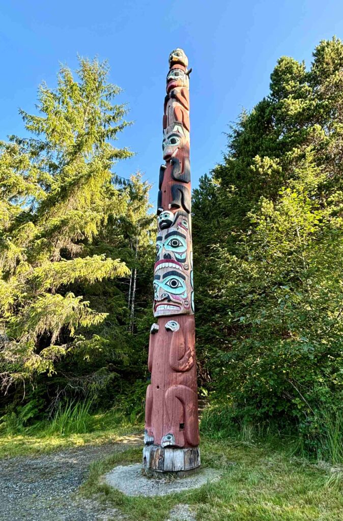 ketchikan with kids_totem park_theknowledgenuggets