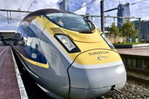 Eurostar train_the knowledge nuggets