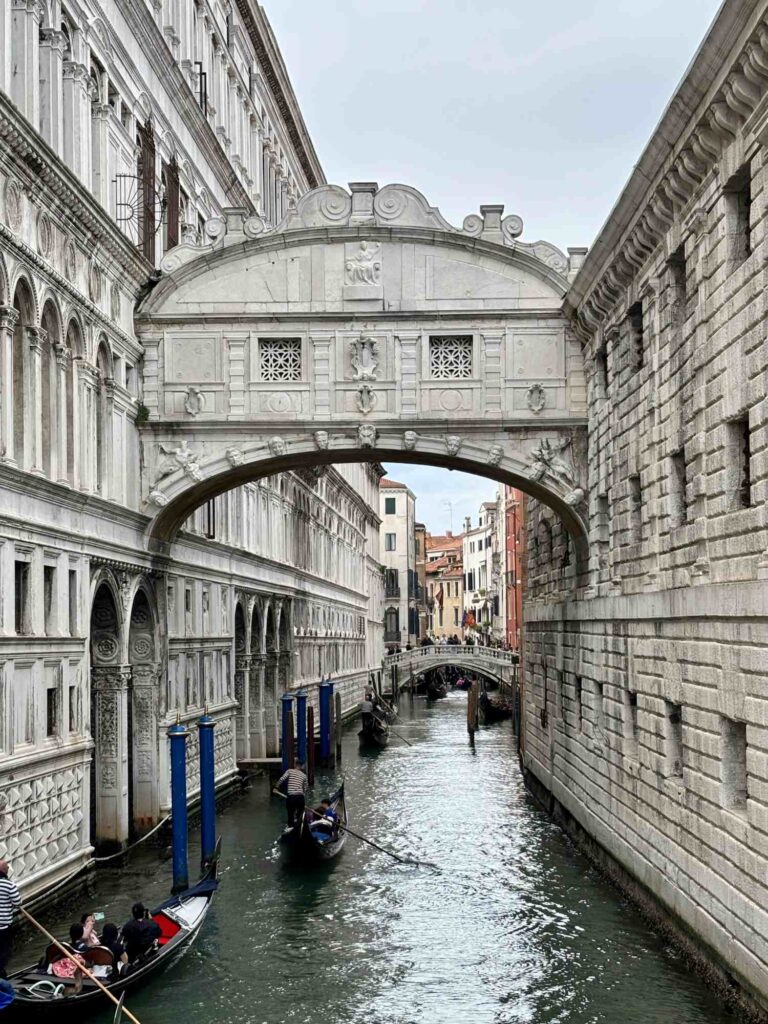 bridge of sighs-venice with kids-the knowledge nuggets
