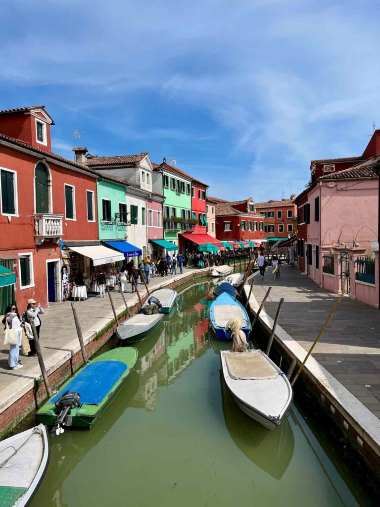 burano canal-venice-the knowledge nuggets