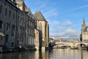 ghent kids-river view-the knowledge nuggets