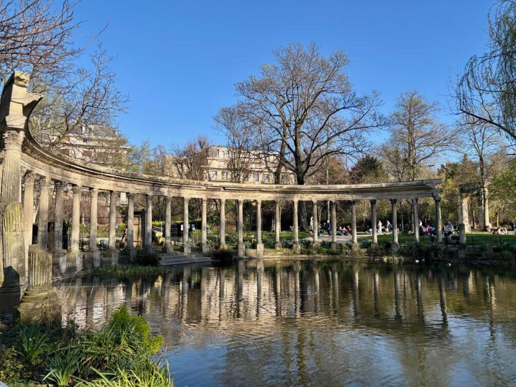parc monceau with kids3-paris-the knowledge nuggets