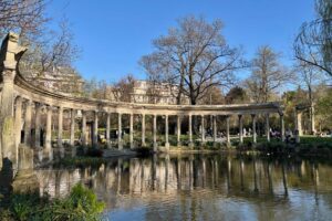 parc monceau with kids3-paris-the knowledge nuggets
