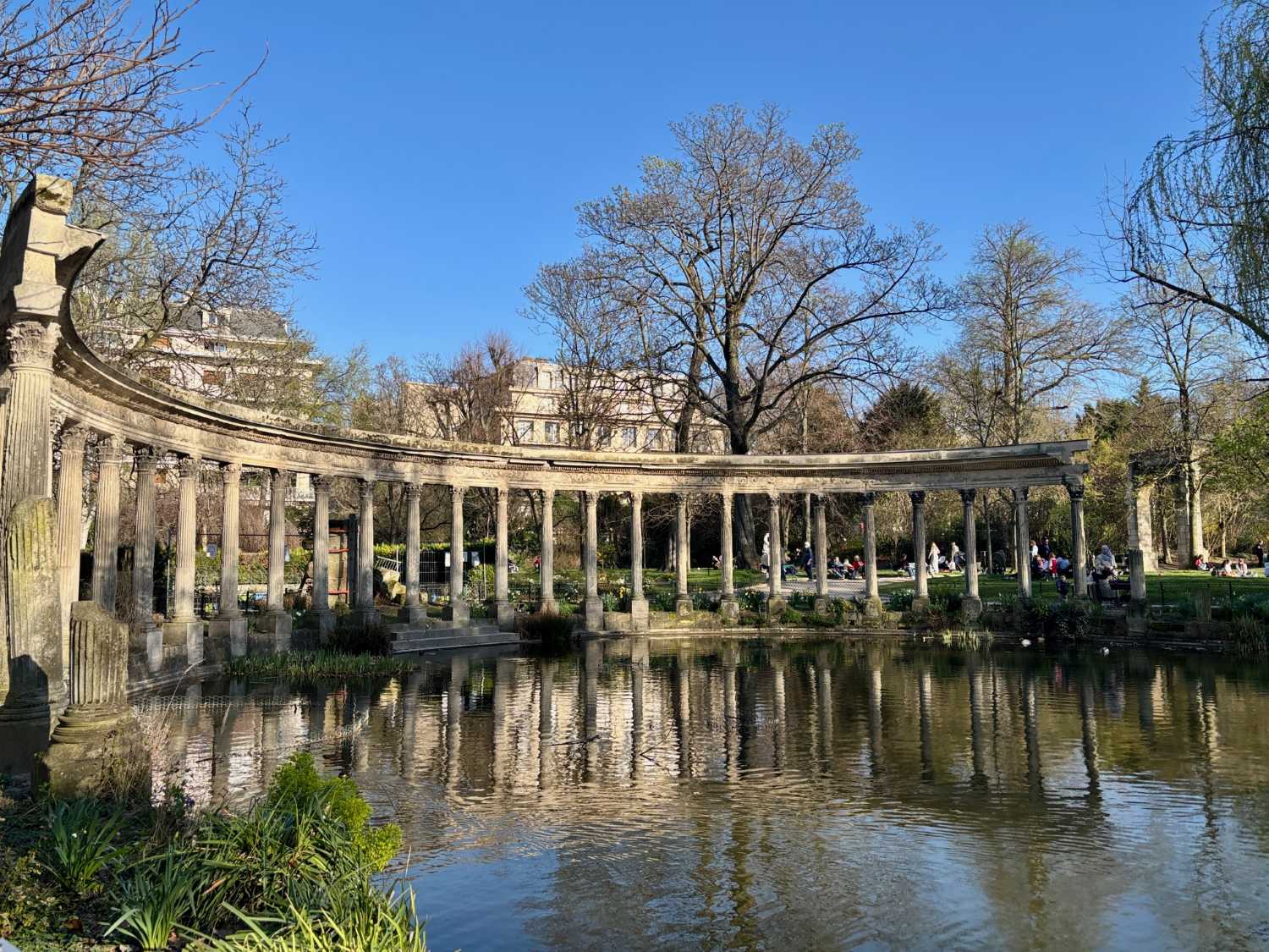 parc monceau with kids3-paris-the knowledge nuggets
